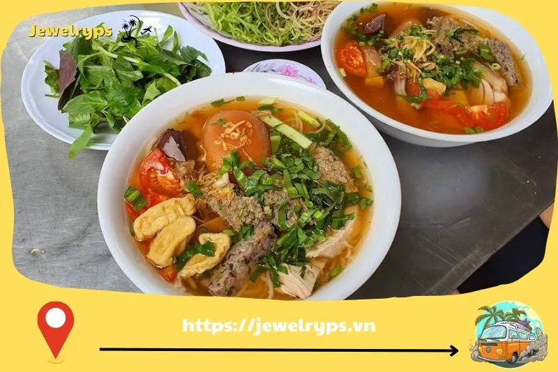 Bún riêu Tú Điền