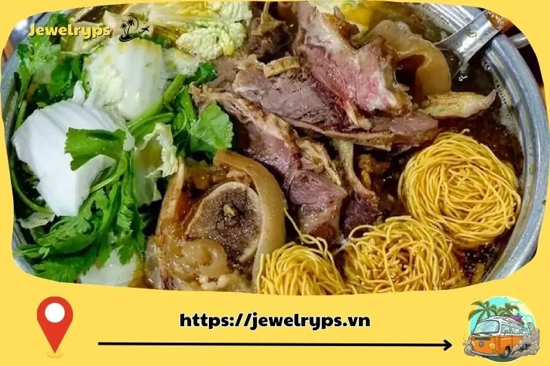 Tiệm Lẩu Bò Giáo Sĩ – Lựa Chọn Bình Dân