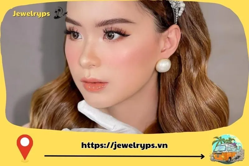 Yal Trần MaKe Up